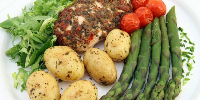 Die Ernährung bereitet den Schweizer(innen) offenbar Sorgen. (Bild pd)