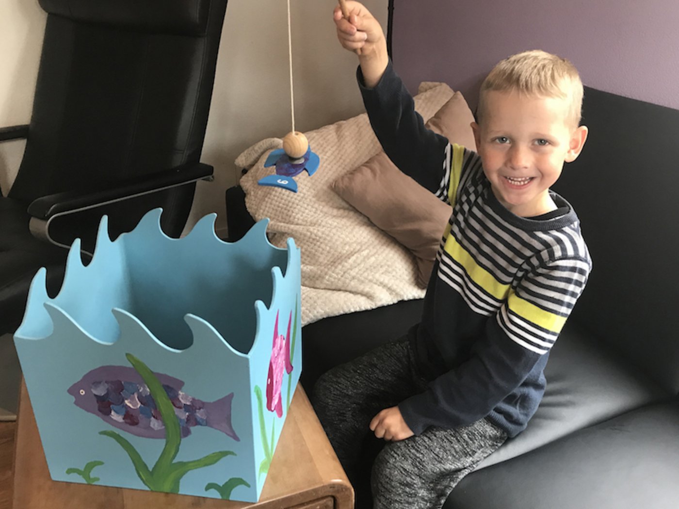 Nach einem zusätzlichen Jahr zu Hause, ist Lukas nun ein glücklicher Kindergärtner. (Bild asw)