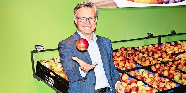 Mario Irminger ist Präsident der Generaldirektion des Migros-Genossenschafts-Bundes. Er sprach mit der BauernZeitung über die Ängste der Bauern, die Sorgen der Konsumenten und die Zukunft der Detailhändlerin.