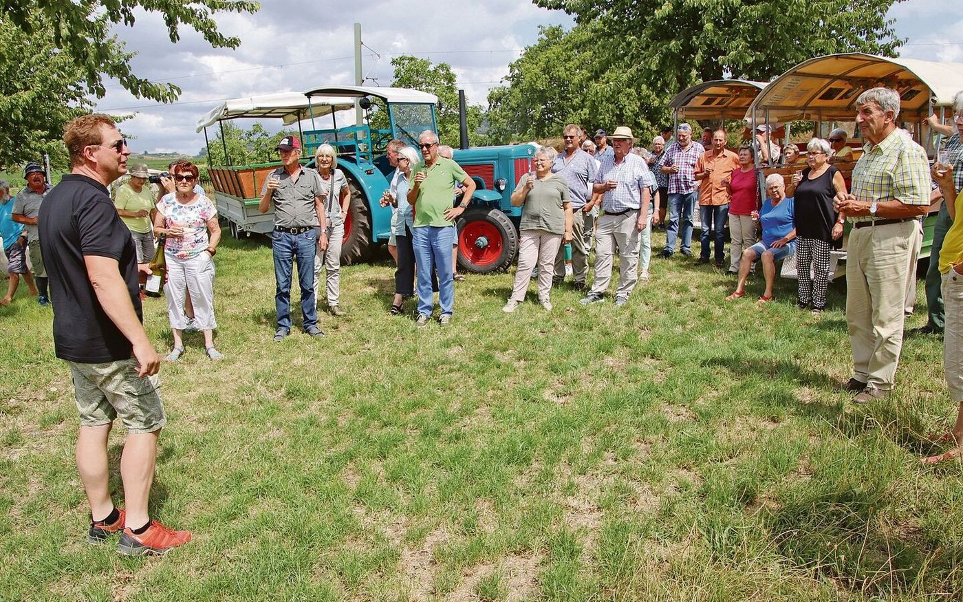 Zu jeder Exkursion gehört ein guter Tropfen Wein. Dabei gab es einiges zu diskutieren, vor allem über die Preise. 