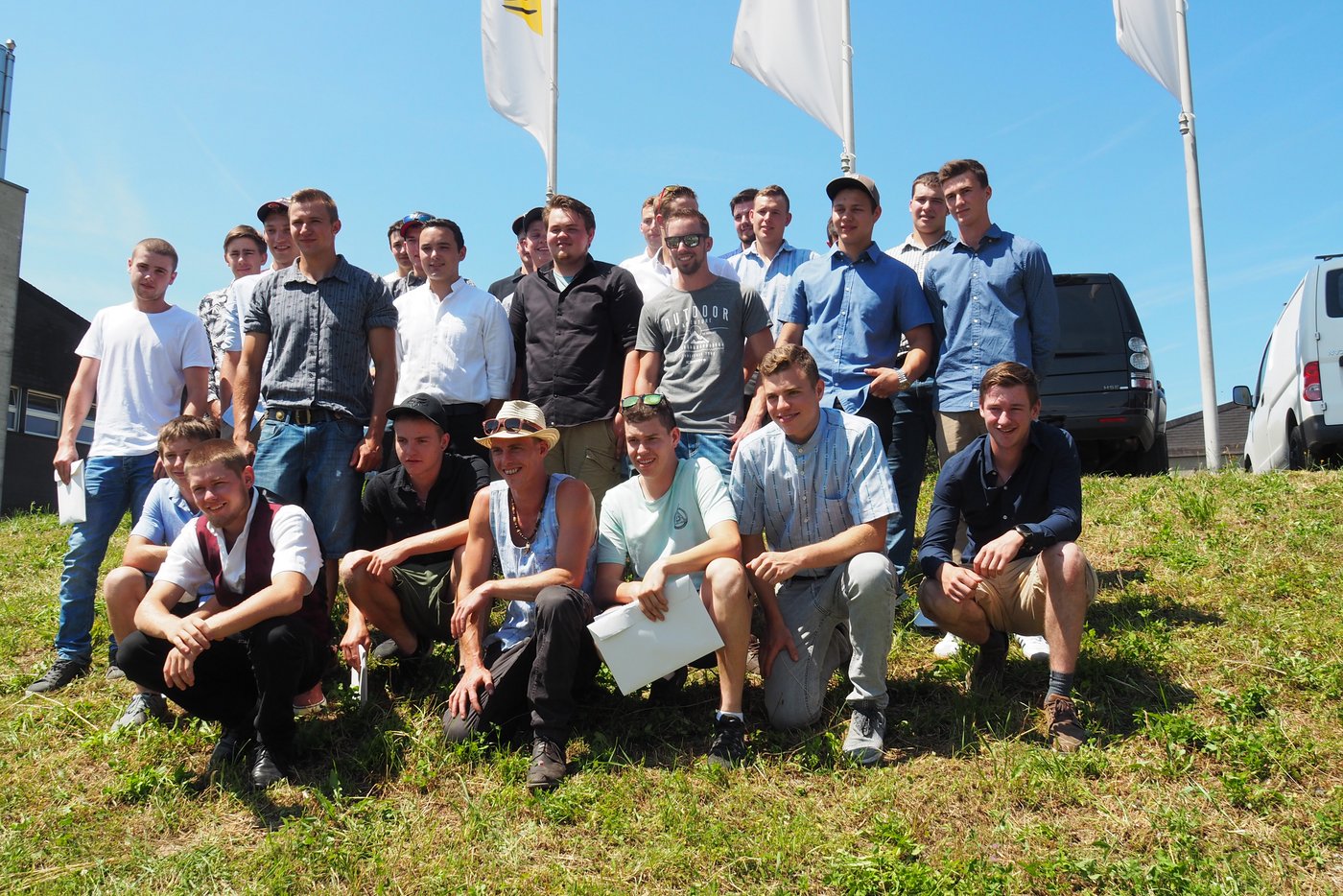 Sie haben sich in ihrer Erstausbildung zum Landwirt oder zur Landwirtin EFZ ausbilden lassen.