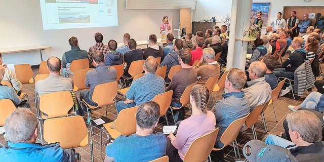 Grosses Interesse für die neuen Rahmenbedingungen: Rund neunzig Personen nahmen am Fokustag zu Spezialkulturen am BBZN Hohenrain teil. 