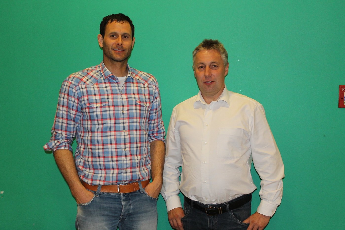 Albin Fuchs (rechts) übernahm von Christoph Bamert das Präsidentenamt der Schwyzer Bauernvereinung. (Bild reb)