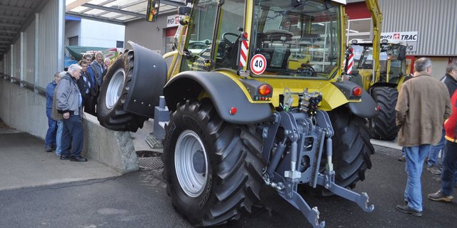 Der Rigitrac, ein richtiger Verdrehkünstler. (Bilder Paul Müri)