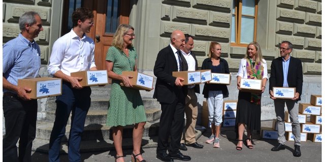 Einreichung der Massentierhaltungs-Initiative im September 2019. (Bild jsc)