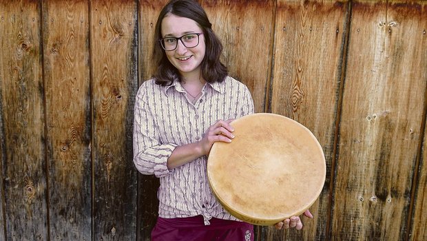 Kathrin Wenger aus Grindelwald BE befindet sich im dritten Lehrjahr zur Milchtechnologin in der Eigermilch Grindelwald. (Bild zVg)