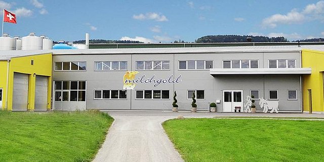 Die Freiämter Käserei in Auw AG vermietet das Gebäude und die Infrastruktur an die Milchgold Käse AG und an die Milchgold Handels AG.(Bild zVg)