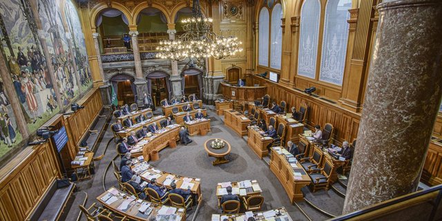 Rückweisung oder nicht? Die kleine Kammer nimmt sich als Erstrat der Behandlung der AP 22+ an.(Bild Parlamentsdienste 3003 Bern)