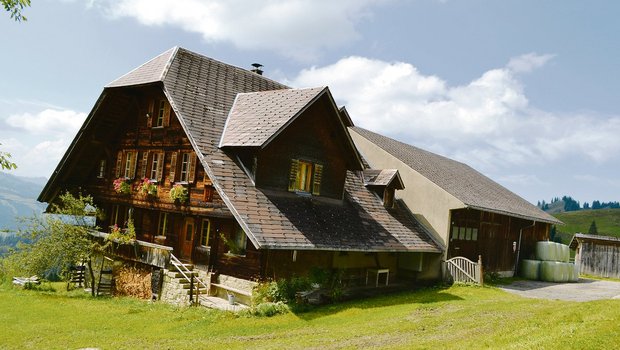 Hat es im Bauernhaus zwei Wohnungen, wird meistens der obere Stock von den Eltern bewohnt. Was passiert aber mit dieser Wohnung, wenn die Eltern ins Altersheim müssen?(Bild Peter Fankhauser)