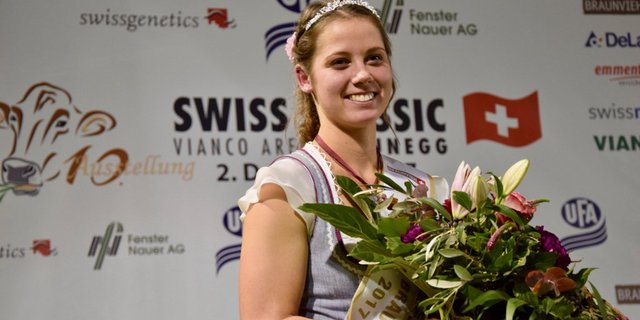 Patrizia Hobi aus Flums SG ist die neue Braunviehkönigin. (Bilder jba)