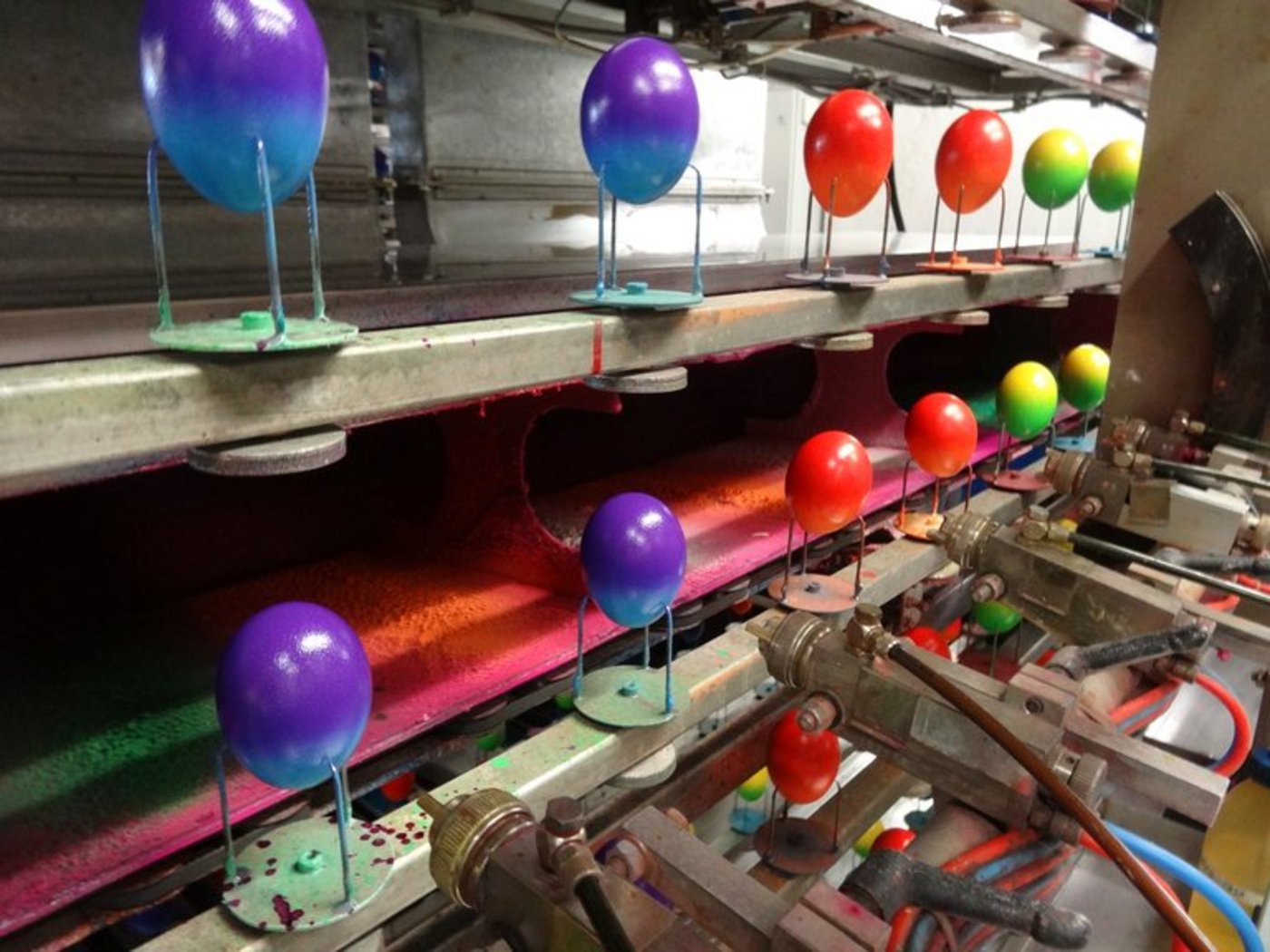 Bald beginnt für die Eierproduzenten die Oster-Saison. (Bild lid)