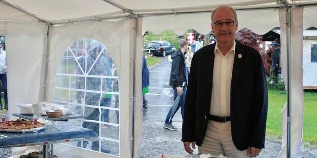 Bundespräsident Guy Parmelin ist im Freiburgischen am Brunchen. (Bilder SBV)