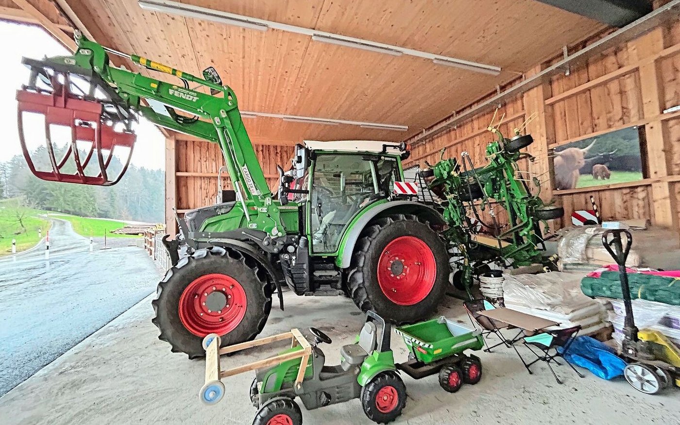 In Reih und Glied: Die passenden Fahrzeuge für Gross und Klein.