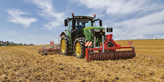 Der Maschinenring Schweiz feiert heuer sein 20-jähriges Bestehen. Seit zwei Dekaden setzt sich die Organisation für die Förderung überbetrieblicher Zusammenarbeit ein. Eine Mitgliedschaft bietet verschiedene Vorteile.