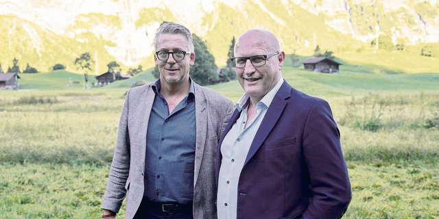 Es war der erste Arbeitstag vom neuen IP-Suisse-Geschäftsführer Christophe Eggenschwiler (l.). Die BauernZeitung traf ihn und den amtierenden Chef, Fritz Rothen (r.), zum Gespräch. 