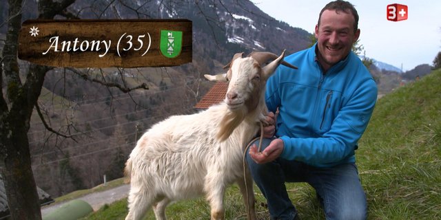 Die drei Kinder von Antony leben bei ihm auf dem Hof. (Bild 3+)