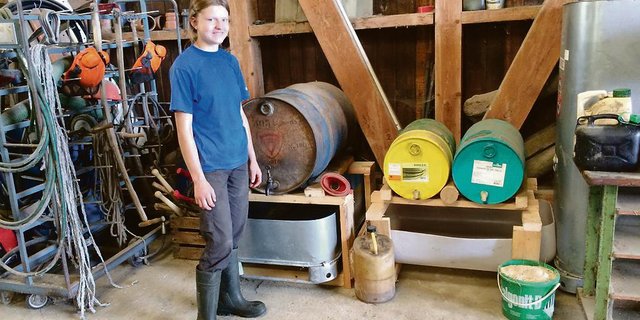 Mirjam Schnider aus Flühli LU macht ihr 1. Lehrjahr zur Landwirtin auf dem Lehrbetrieb von Hans Bucher in Bühl LU. (Bild zVg)