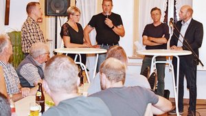 Lukas Hofstetter, Sabrina und Marco Stadelmann, Dieter von Muralt,  Fabian Stadelmann (v. l.).