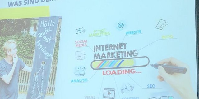 Als Goldene Regel beim Online-Marketing gilt: Manchmal ist weniger mehr, da man sich sonst leicht verzetteln kann. Was man macht, soll man hingegen gut machen. (Bilder et)