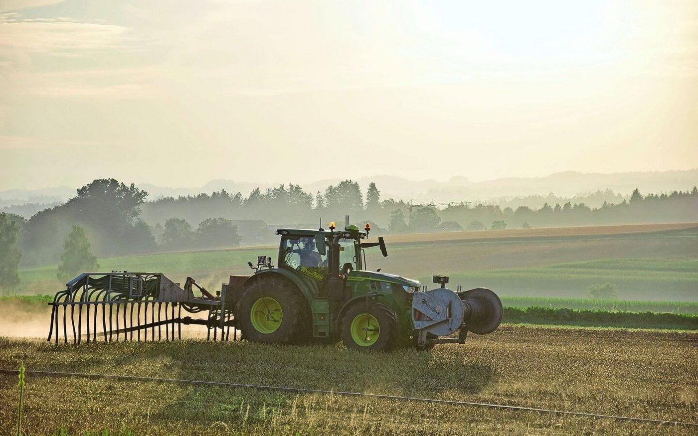 Die GRUD enthält Tabellen, um bei der Berechnung des Stickstoff-Düngebedarfs z. B. auch die Nachwirkung organischer Dünger als Korrekturfaktor zu berücksichtigen. 