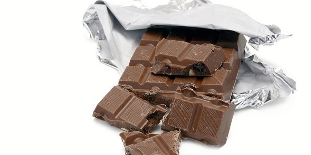 Milch und Zucker sind wichtige Bestandteile von Schweizer Schokolade und die Süssigkeit ist daher für beide Branchen wichtig. (Bild Pixabay)