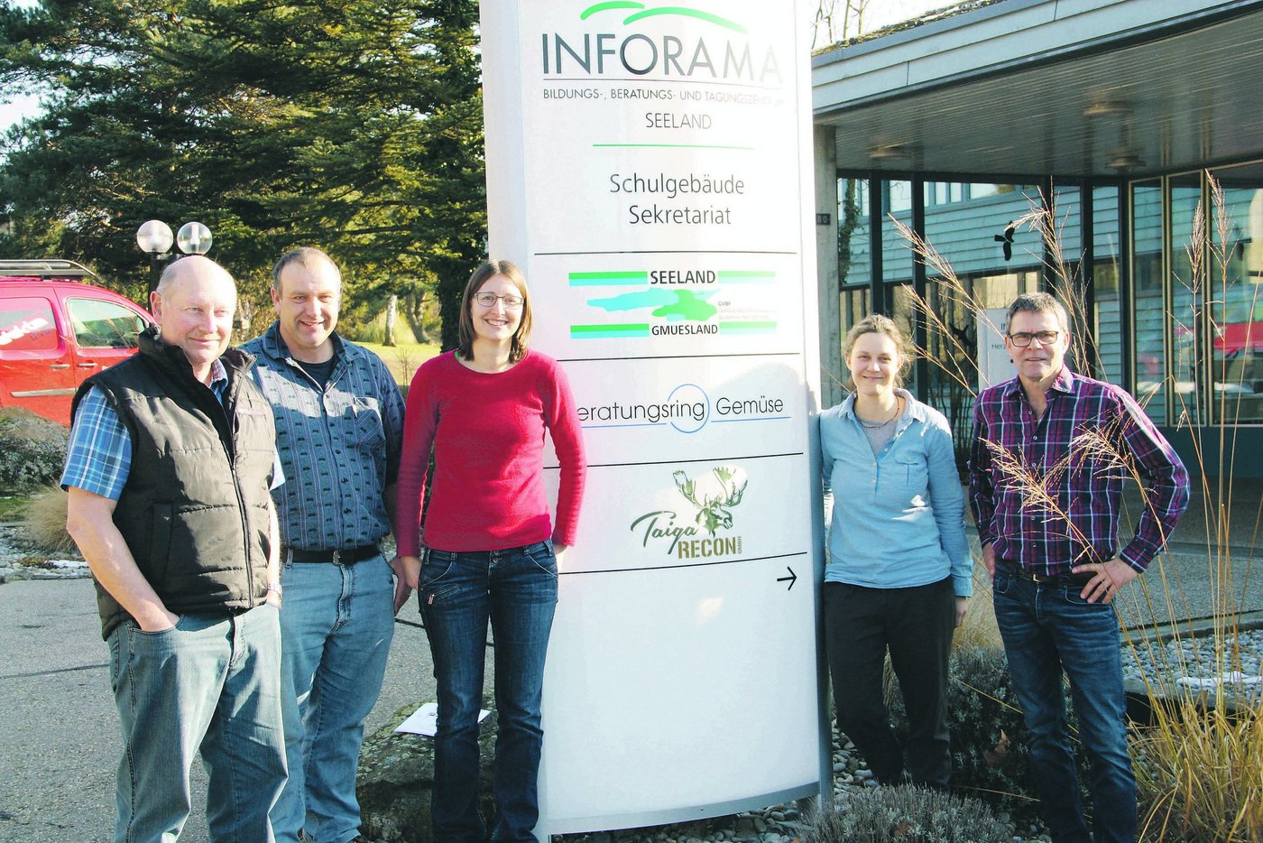 V. r. n. l.: Geschäftsführer Martin Keller und sein Team Esther Mulser, Rahel Müller-Weber, Thomas Lanz und Ruedi Meyer (Christian Tschachtli fehlt), unterstützen die Produzenten in administrativen Angelegenheiten. (Bild aw)