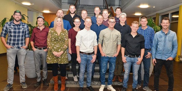 Die jungen Betriebsleiterinnen und Betriebsleiter schauten an der Diplomfeier am Hohenrain auf eine herausfordernde Ausbildungszeit zurück.