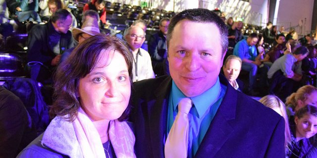 "Excellent show": Adam Liddle und seine Frau Nicole an der Swiss Expo. (Bild akr)