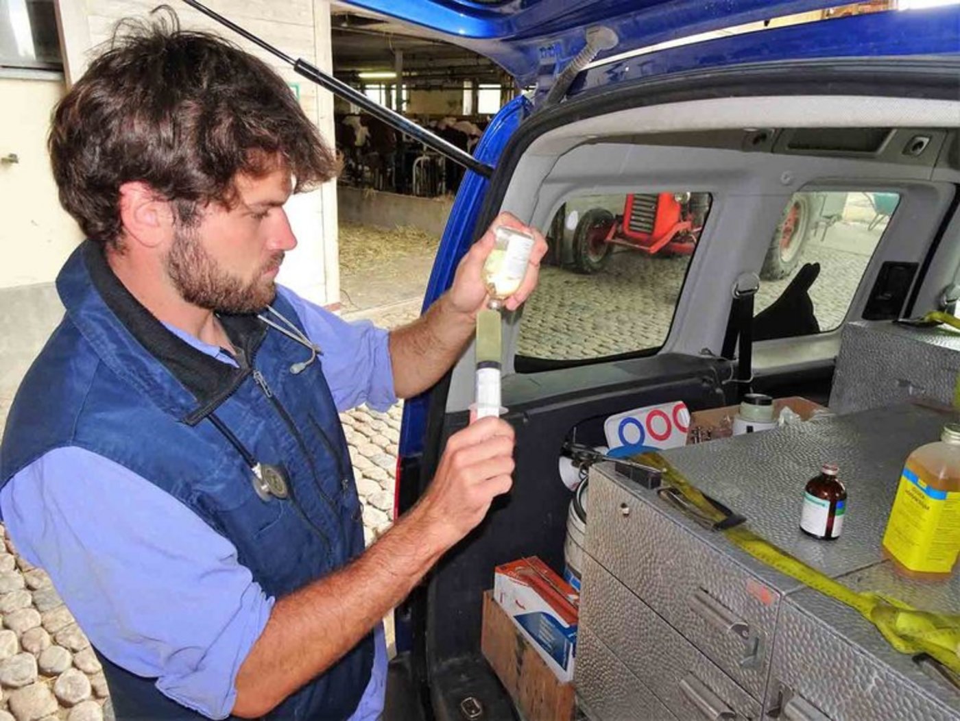 Tierärzte und Tierhalter greifen bei Nutztieren weniger zu Antibiotika als auch schon. (Bild lid)