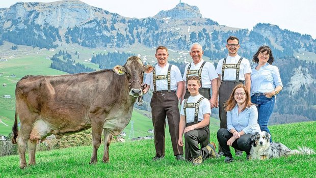 Sissi hat ihren eigenen Kopf und weiss, was sie will. Mit ihrer starken Milchleistung knackte sie die 156 000er-Marke.