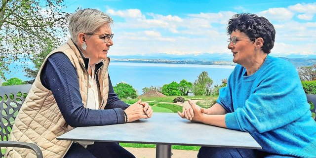 Zwei Kantonalpräsidentinnen im Gespräch: Astrid Derungs-Koller (links) und Petra Artho.