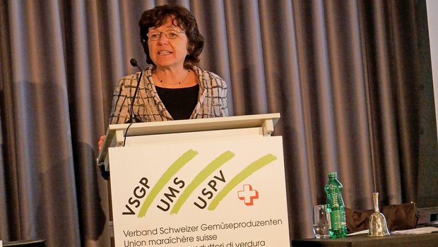 Eva Reinhard drückte es etwas plakativ aus: «Die Schweiz würde dann mehr Getreide und weniger Gemüse anbauen». Ein mit der Annahme der Initiative verbundenes Totalverbot von Pflanzenschutzmitteln wäre ihrer Meinung nach fatal. (Bild David Eppenberger)