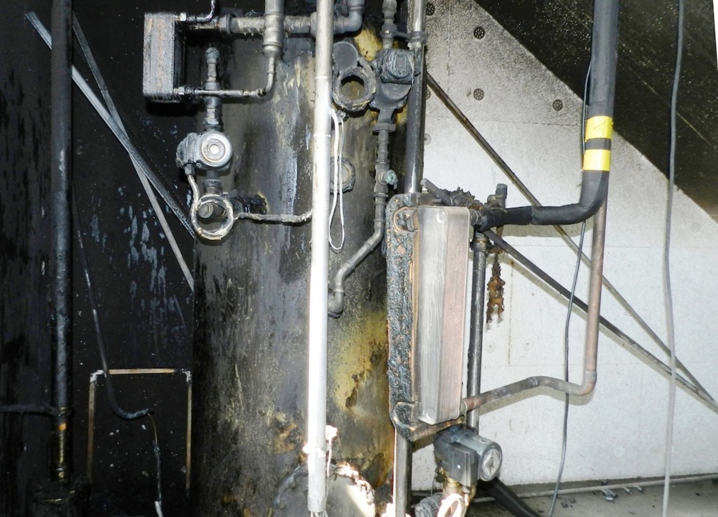 Bei Unterhaltsarbeiten durch einen Techniker explodierten im Käsekeller Tzintre in Charmey vor fünf Jahren Leitungen. Eine Person kam dabei ums Leben. (Bild Josef Jungo)