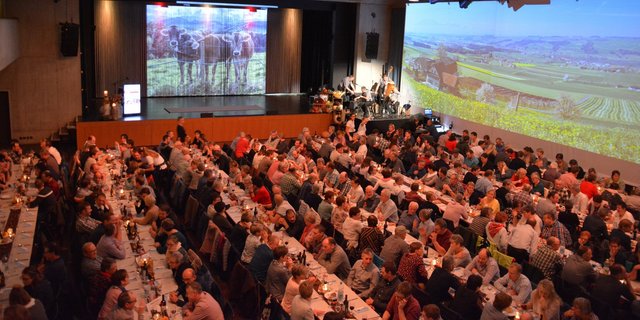 Die Bauern in der Braui Hochdorf. (Bild td)