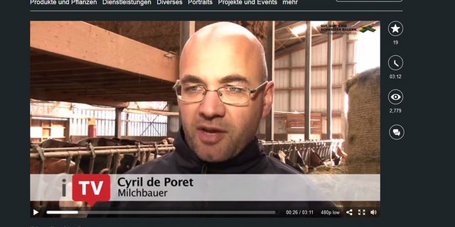 Auf Buure.tv erklärt Cyril de Poret seinen Melkroboter. (Bilder Screenshot buuretv.ch/fb)
