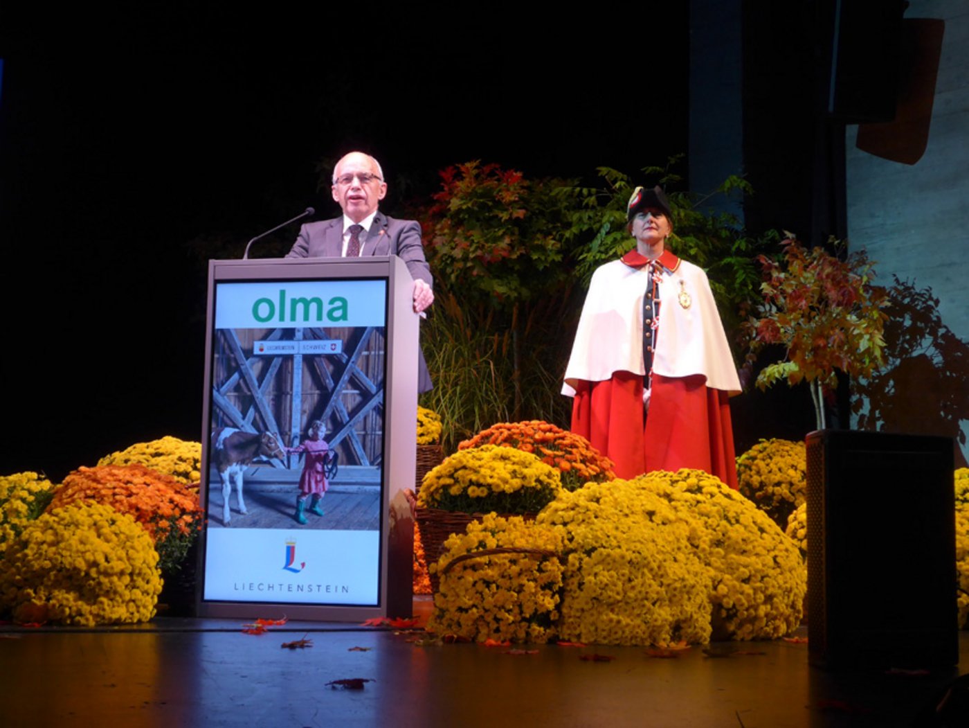 Ueli Maurer pflegte seinen Freundinnen zu sagen: "Du hast Augen wie eine Kuh". (Bilder akr)