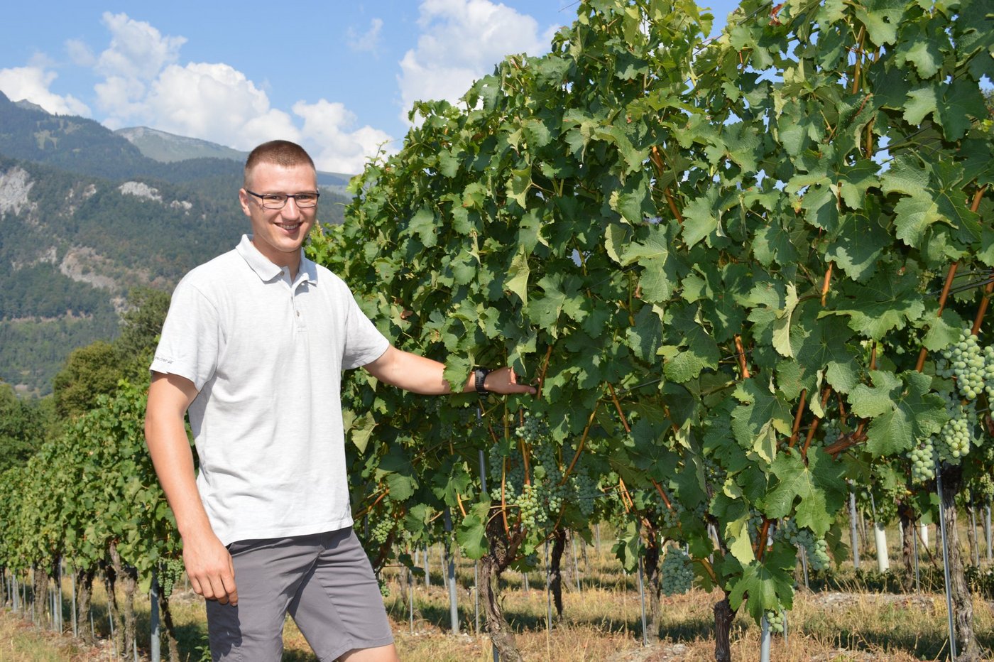 Der Landwirt Johannes Meyer könnte sich vorstellen, eine Weiterbildung im Rebbau zu machen. (Bild Debora Moos)