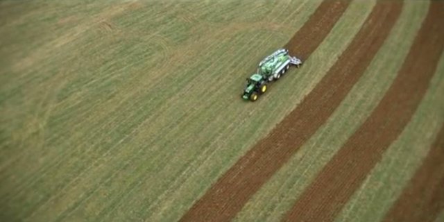 Aufwändig produziert: Das Video zu den beiden neuen Modellen. (Bild Screenshot Youtube)