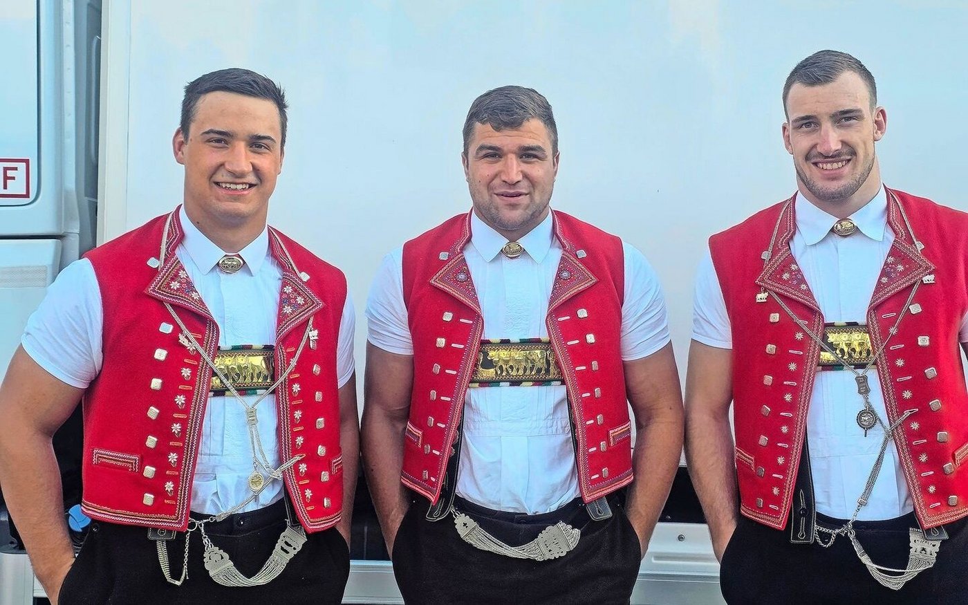 Berner nehmt euch in Acht! Mit Schlussgangteilnehmer Werner Schlegel, Co-Schwägalp-Sieger Marcel Räbsamen und Damian Ott (v. l. n. r.) ist zu rechnen. Sie machten das Bergfest zum Highlight.