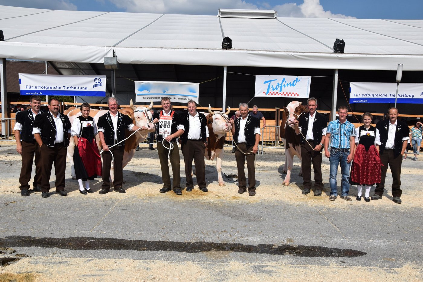 Die drei Mister Thun mit den Richtern.