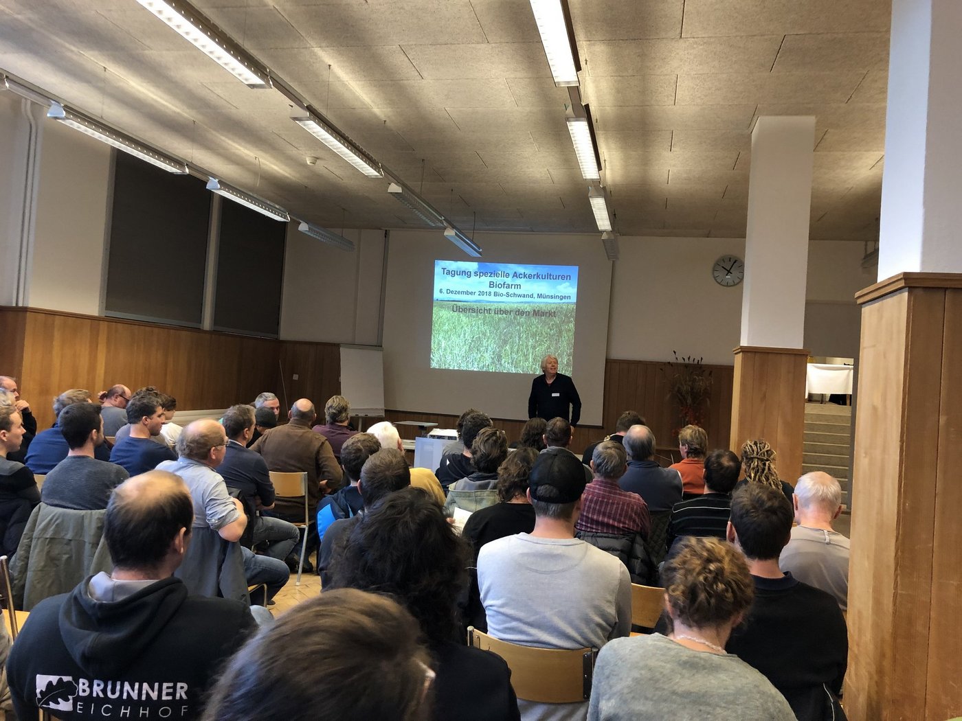 An der Tagung an der Schwand in Münsingen BE wurden spezielle Ackerkulturen vorgestellt.  (Bild Katrin Erfurt)