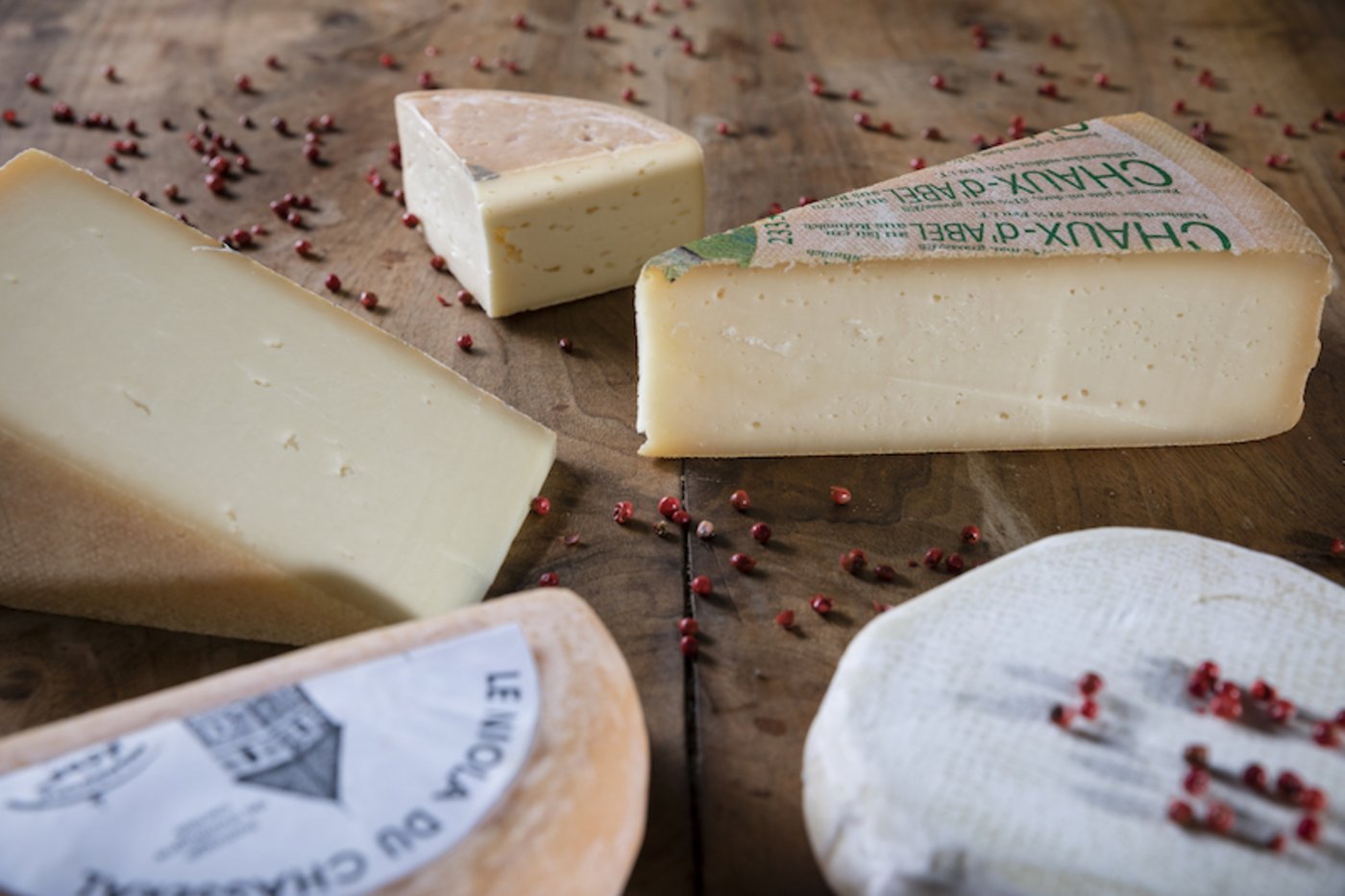 Jurabergkäse ist ein Käsetypus und umfasst verschiedene Sorten. (Bilder zVg)