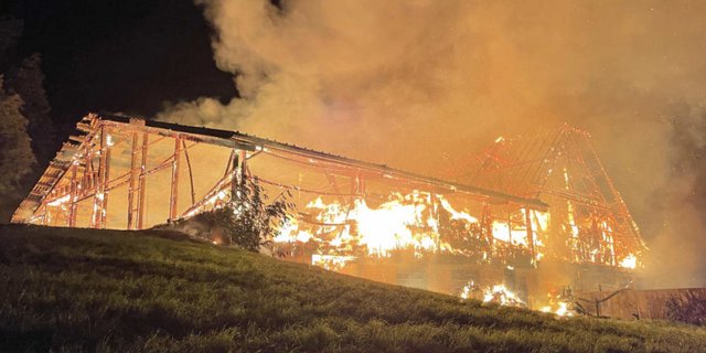 Der Brand sei um 23.20 Uhr in der Nacht auf Mittwoch ausgebrochen. (Bild Kapo LU)