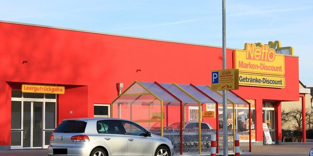 Tiefe Preise sind nicht alles, denn die Reise nach Deutschland kostet Zeit. Ausserdem hat die Schweiz auch attraktive Produkte zu bieten, für die man offenbar vermehrt auch bereit ist, einen höheren Preis zu zahlen. (Bild WikiImages/Pixabay)