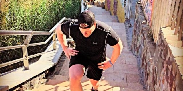 Der Schwingerkönig auf dem Weg zurück, hier im Trainingscamp auf Gran Canaria. (Bild matthiasglarner.ch)