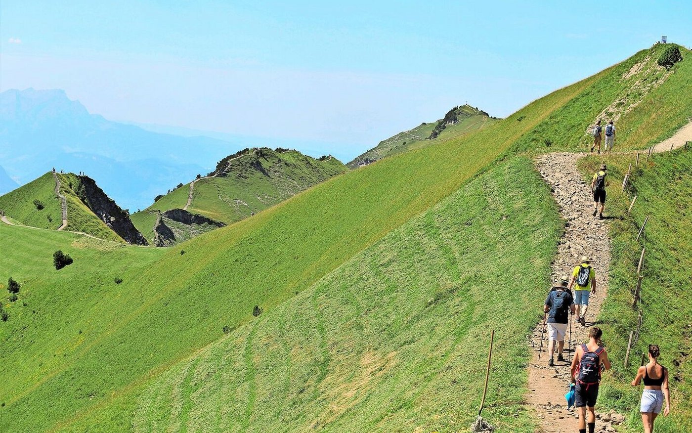 Schwyzer Alp- und Wildheuergebiete wie der Stoos sind bei Touristen beliebt. Eine Besucherlenkung ist wichtig. 