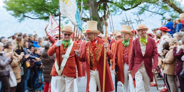 Das grösste Winzerfest ist heute am Genfersee eröffnet worden. (Symbolbild Fete des Vignerons)