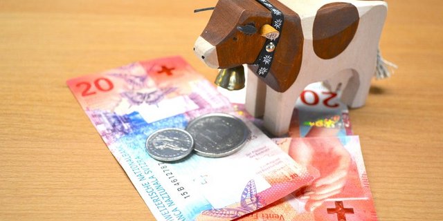 Wer über genügend Liquidität verfügt, tut gut daran, in die Altersvorsorge zu investieren. (Bild BauZ)