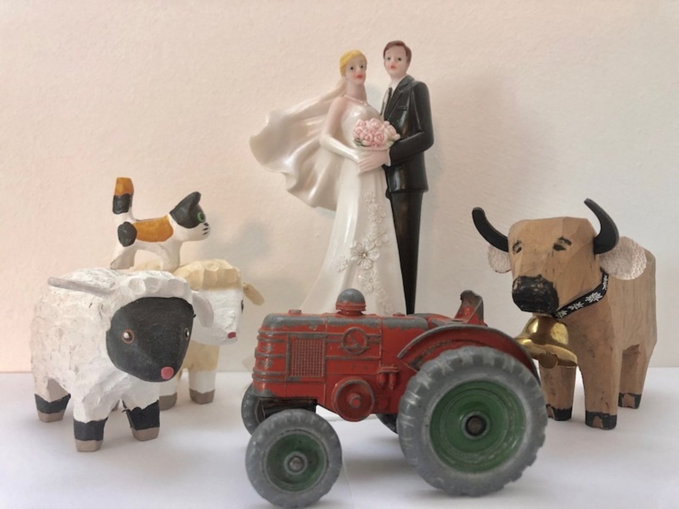 Gleich mehrere Motionen fordern eine Besserstellung von Ehepartner(innen) oder eingetragenen Partner(innen) auf Landwirtschaftsbetrieben (Symbolbild et)