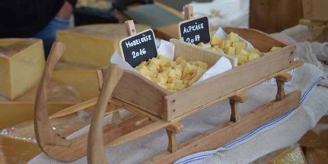 Regionale Käsespezialitäten wird es geben, auch wenn wegen der Corona-Pandemie die Planung des Chäs-Tags angepasst werden musste. (Bild zVg)